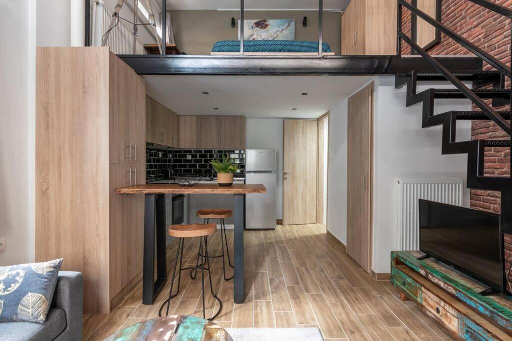 テッサロニキIndustrial Loft Near Seaside W 200Mbpsアパートメント エクステリア 写真