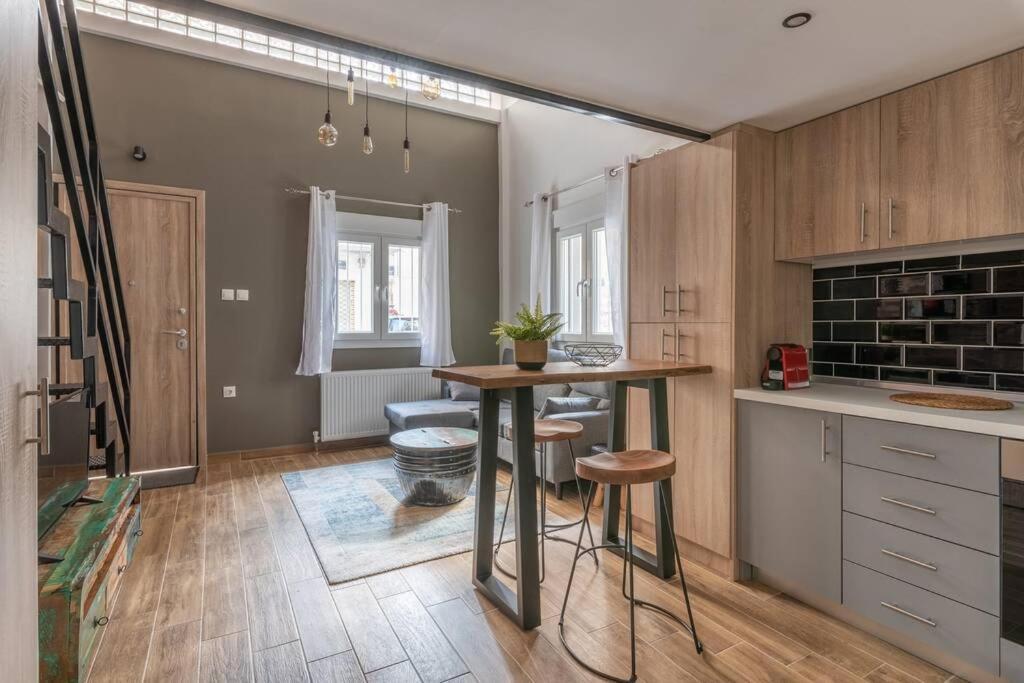 テッサロニキIndustrial Loft Near Seaside W 200Mbpsアパートメント エクステリア 写真